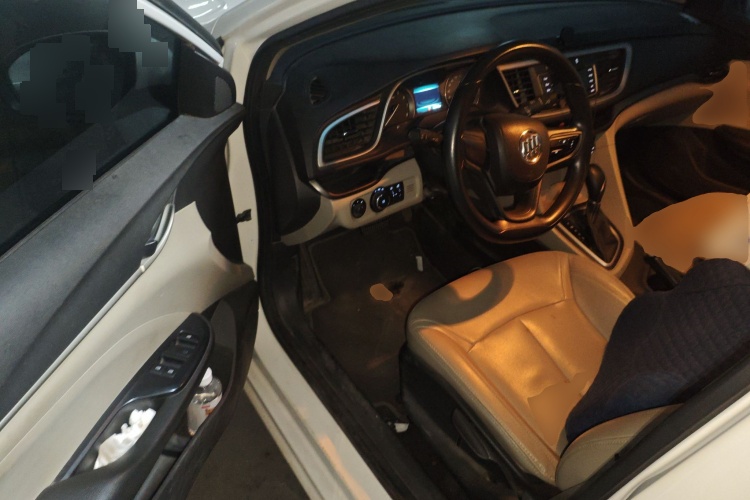 2017 Buick Yinglang - Main View