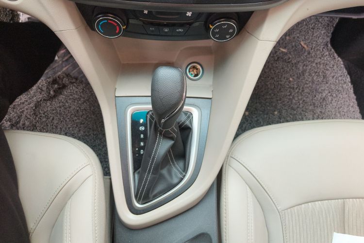 2017 Buick Yinglang - Main View