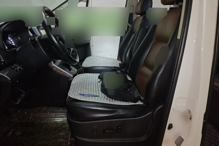 2016 Dongfeng Fengxing Fengxing CM7 - Main View