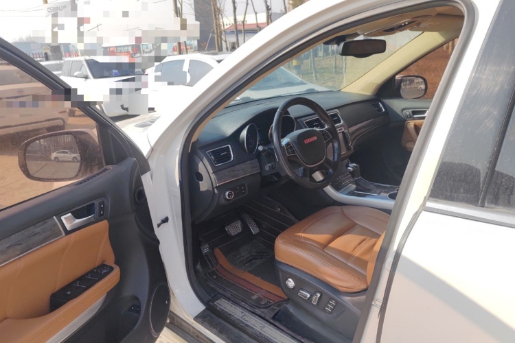 2015 Haval H8 - Main View