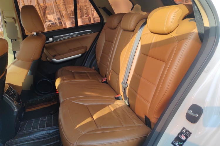 2015 Haval H8 - Main View