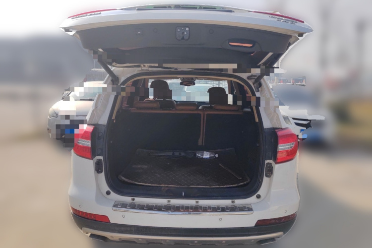 2015 Haval H8 - Main View