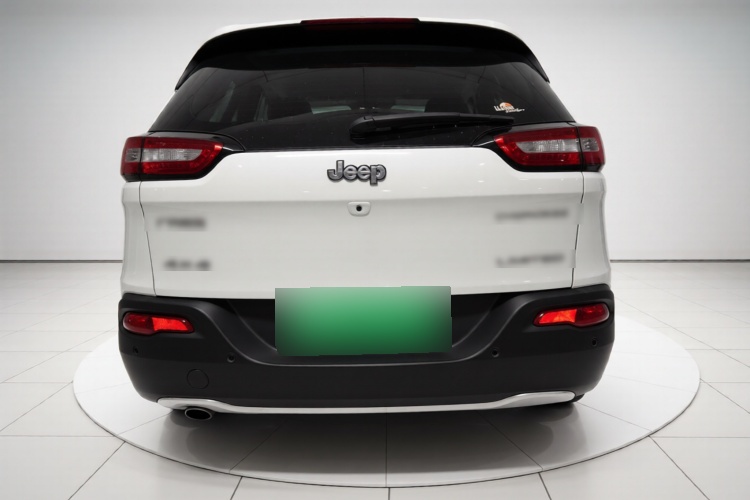 2017 Jeep Cherokee - Main View