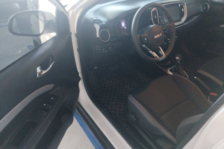 2021 Kia Epao - Main View
