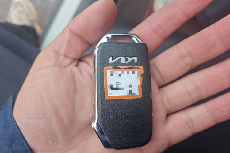 2021 Kia Epao - Main View