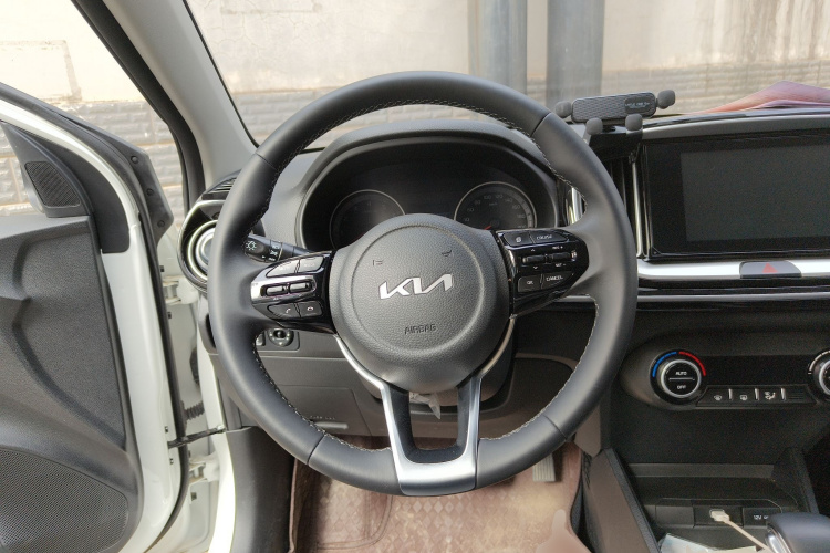 2021 Kia Epao - Main View