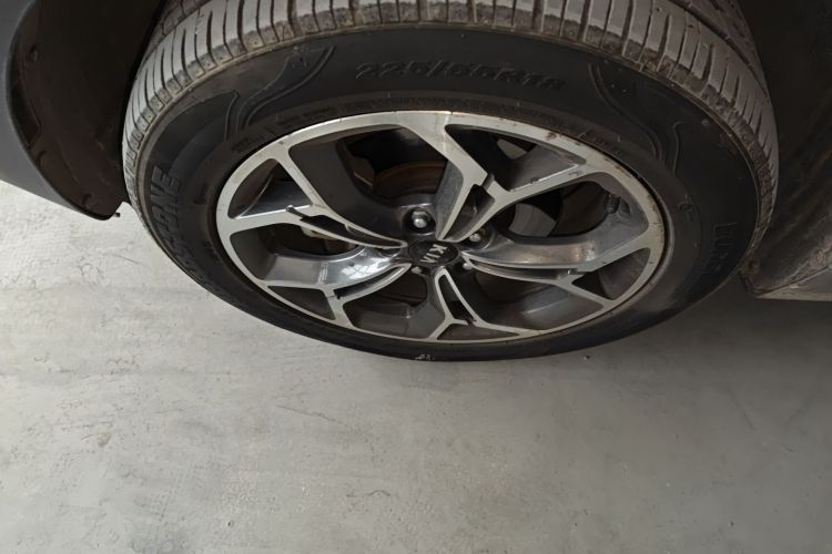 2019 Kia KX5 - Main View