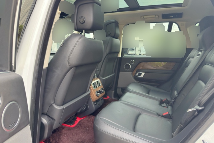 2023 Land Rover Range Rover Executive - Main View