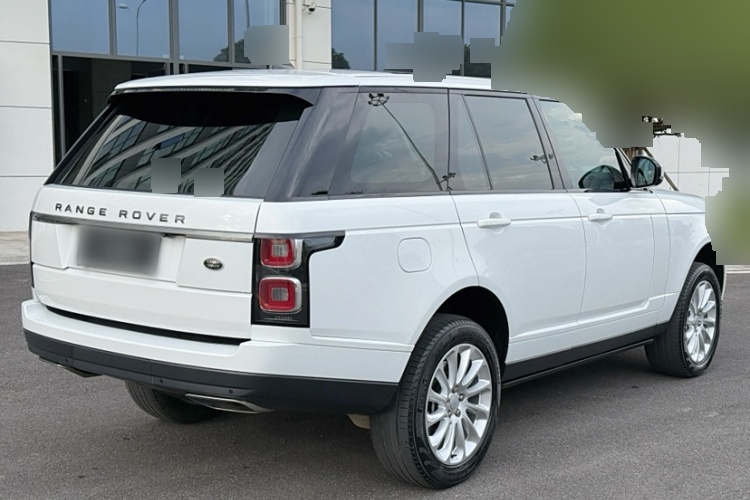 2023 Land Rover Range Rover Executive - Main View