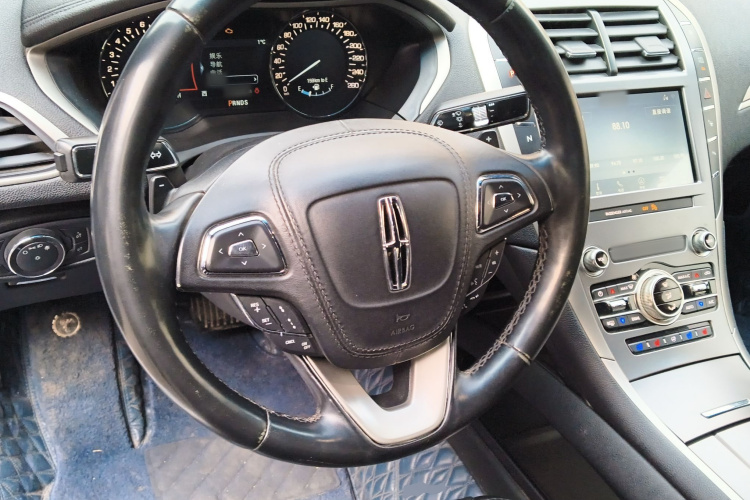 2020 Lincoln MKZ - Main View