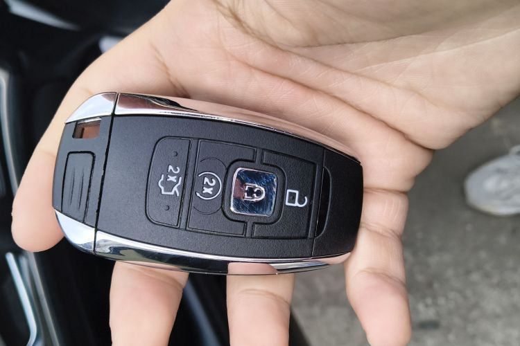 2020 Lincoln MKZ - Main View