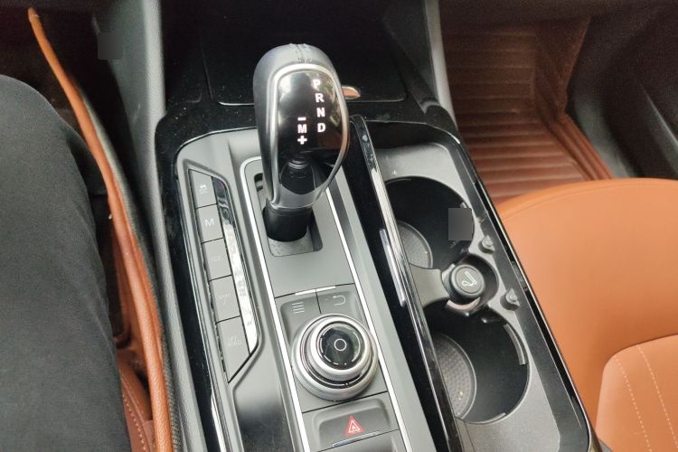 2016 Maserati Levante - Main View