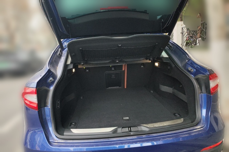 2016 Maserati Levante - Main View