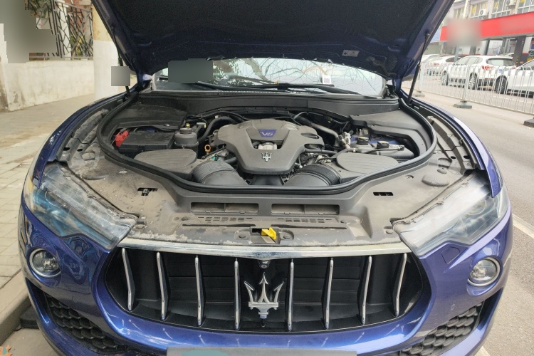 2016 Maserati Levante - Main View