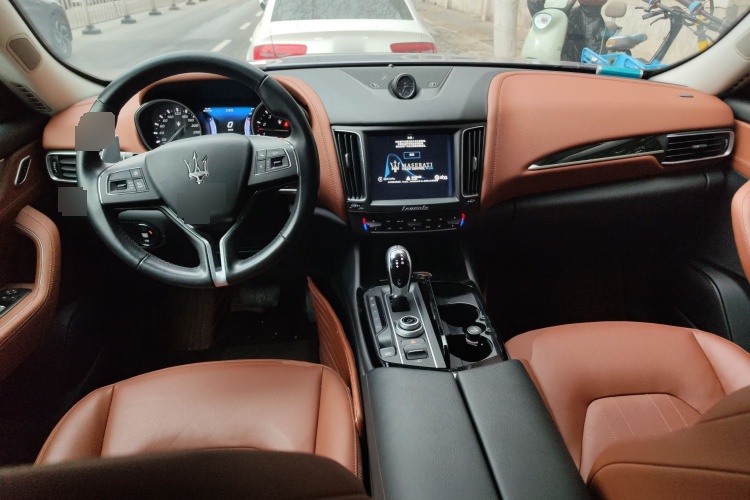 2016 Maserati Levante - Main View