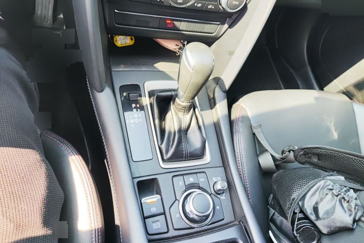 2021 Mazda CX-4 - Main View