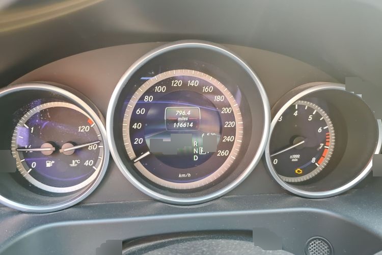 2015 Mercedes-Benz E-Class - Main View
