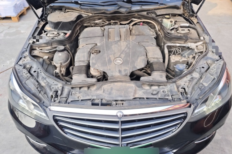 2015 Mercedes-Benz E-Class - Main View