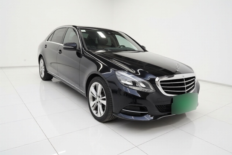 2015 Mercedes-Benz E-Class - Main View