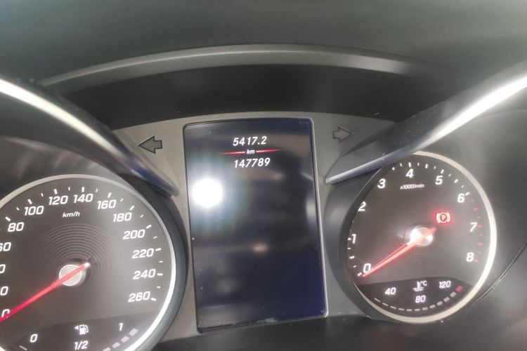 2021 Mercedes-Benz V-Class - Main View