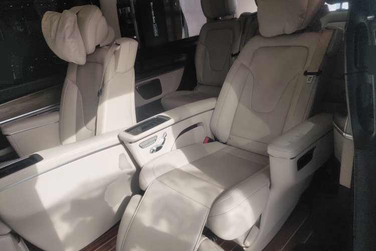 2021 Mercedes-Benz V-Class - Main View