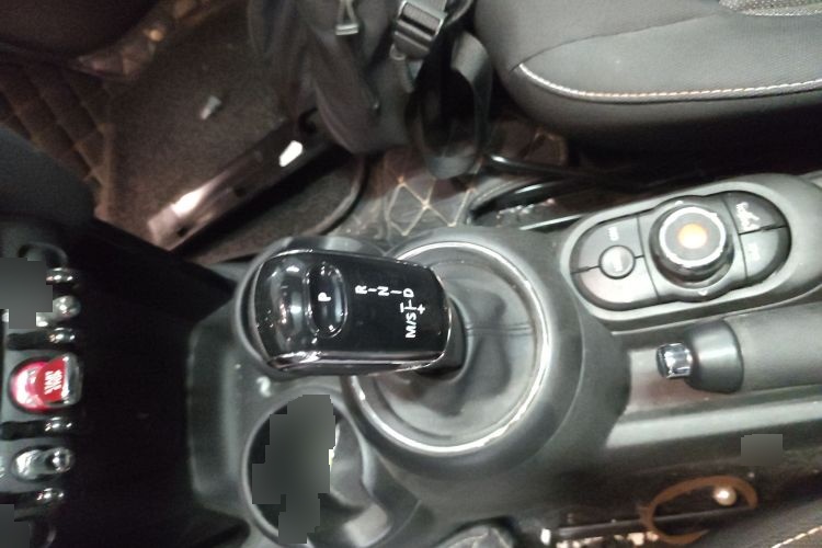 2019 MINI 15t One Plus Five Door Version C161634857182578 - Main View