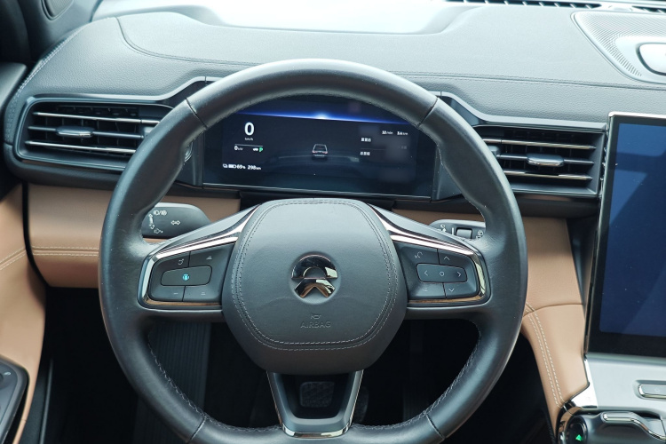 2019 Nio ES6 - Main View