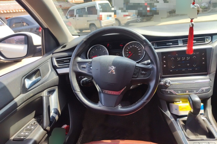 2016 Peugeot 408 - Main View