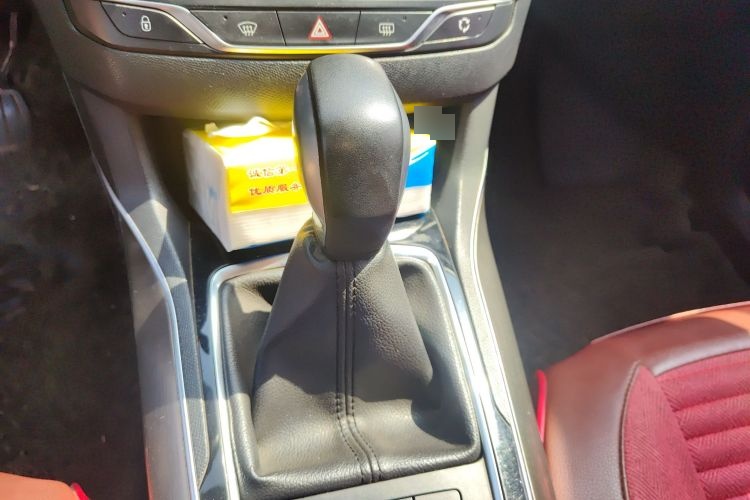 2016 Peugeot 408 - Main View