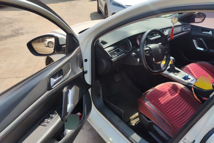 2016 Peugeot 408 - Main View