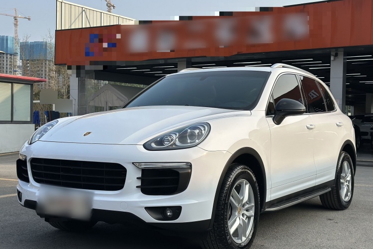 2016 Porsche Cayenne 30t C163357546445185 - Main View