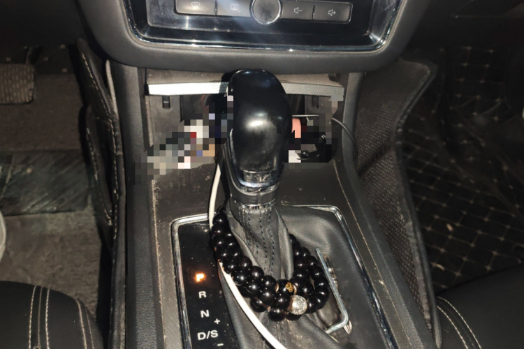 2017 Roewe i6 - Main View