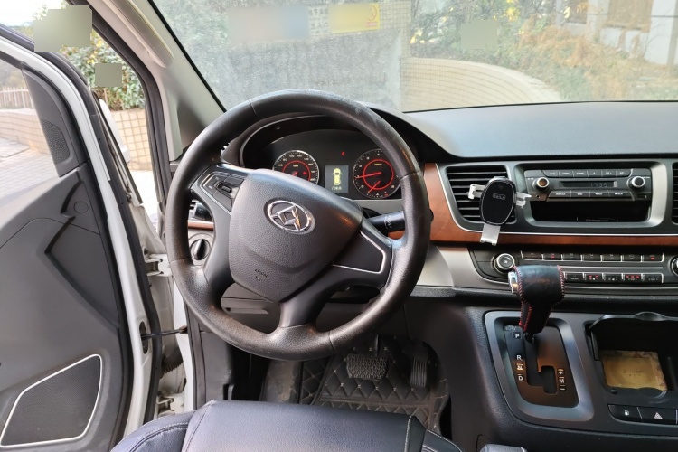 2016 SAIC MAXUS MAXUS Maxus G10 - Main View
