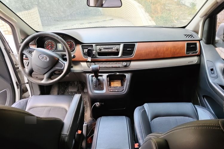 2016 SAIC MAXUS MAXUS Maxus G10 - Main View