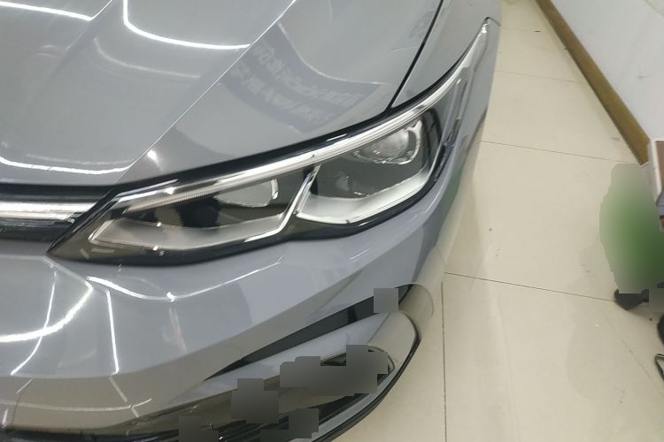 2021 Volkswagen Golf - Main View