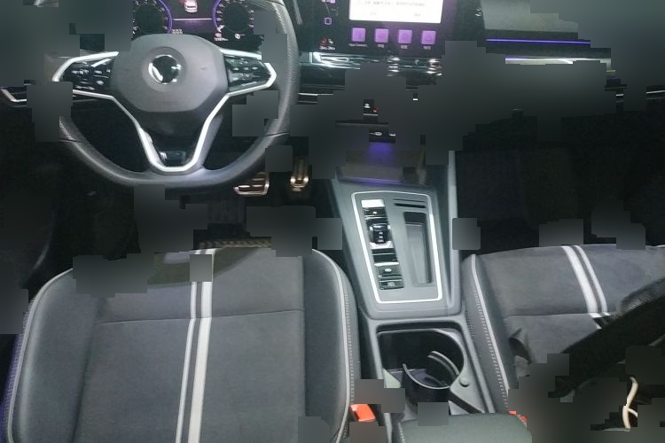 2021 Volkswagen Golf - Main View