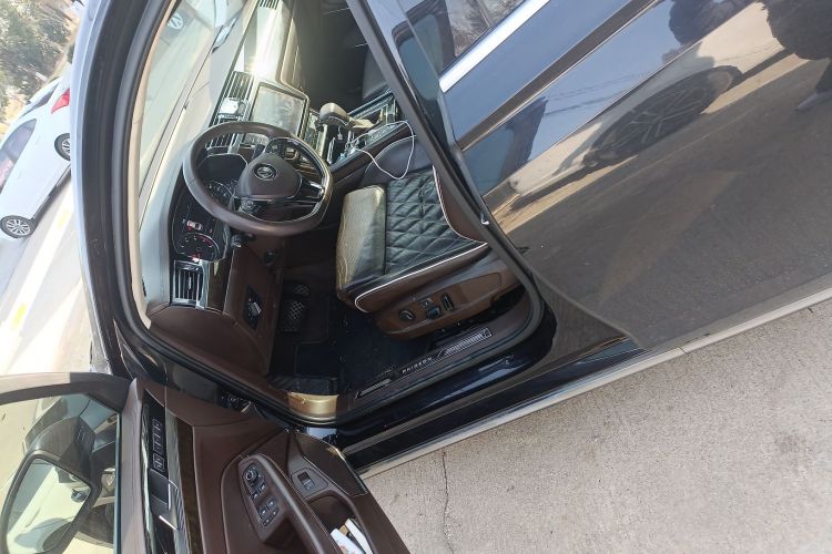 2018 Volkswagen Huian - Main View