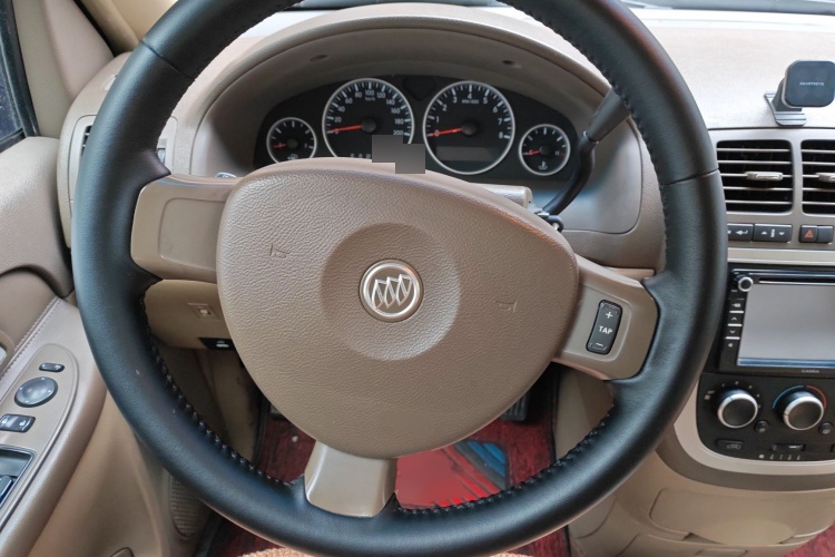 2017 Buick GL8 - Main View