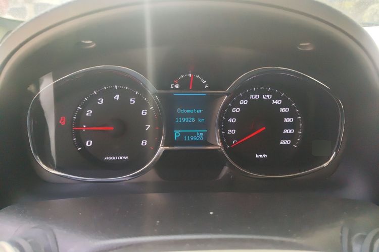 2015 Chevrolet Captiva - Main View
