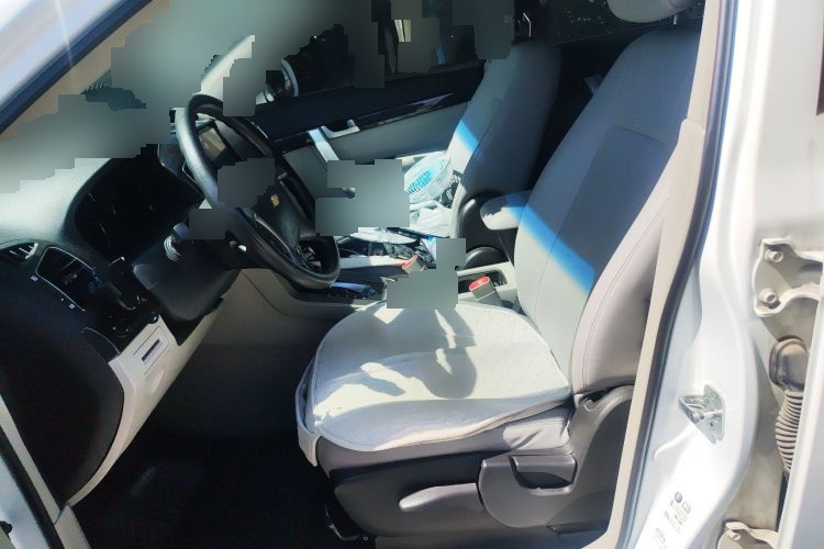 2015 Chevrolet Captiva - Main View