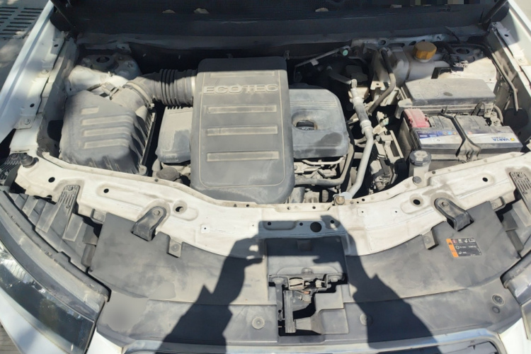 2015 Chevrolet Captiva - Main View