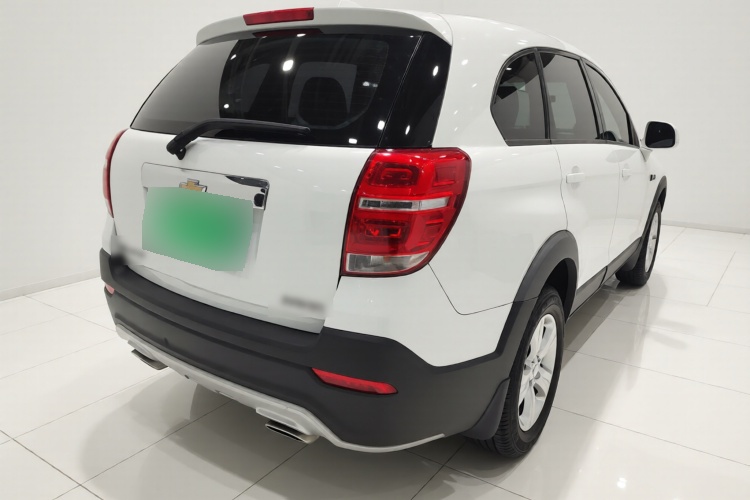 2015 Chevrolet Captiva - Main View