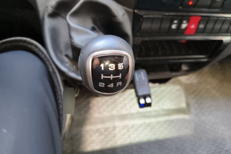 2018 Iveco Wolfson - Main View
