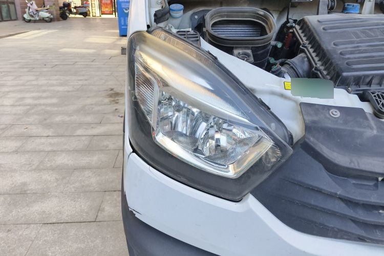 2018 Iveco Wolfson - Main View
