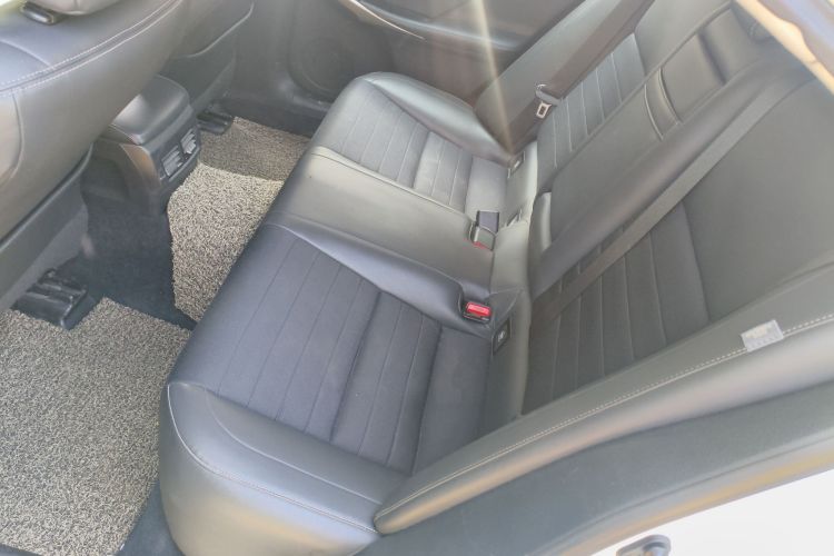 2013 Lexus IS - Main View