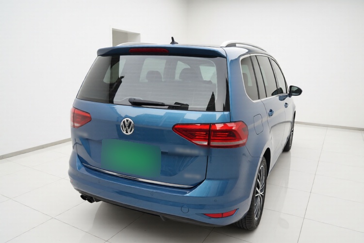 2016 Volkswagen Touran L 280tsi Dsg Deluxe Edition C163780036551900 - Main View