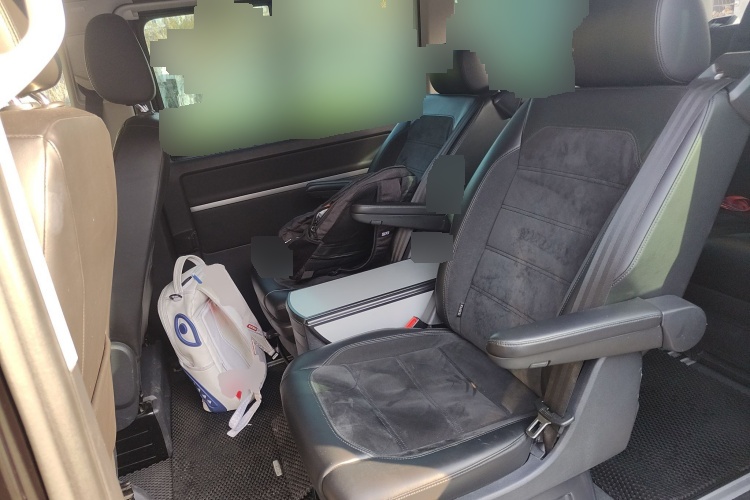 2017 Volkswagen Metroway - Main View