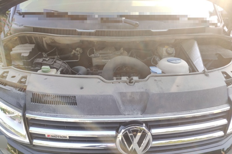 2017 Volkswagen Metroway - Main View