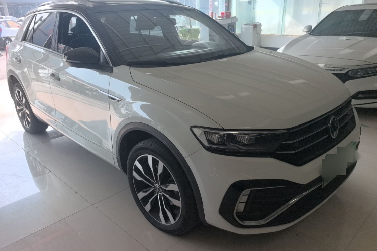 2021 Volkswagen T-ROC - Main View