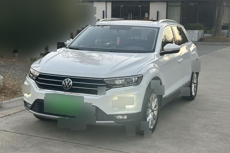 2022 Volkswagen T-ROC - Main View